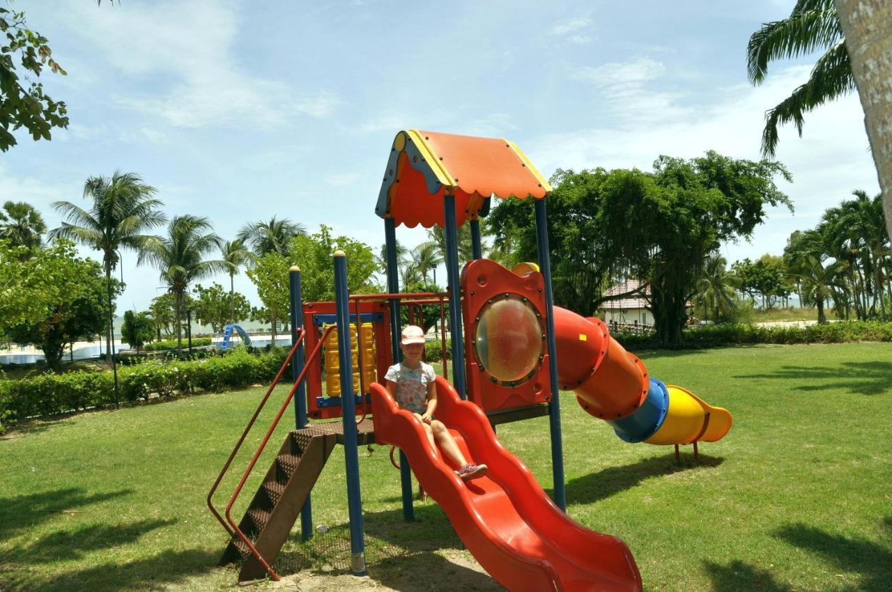 Sunshine Beach Condotel Praia de Jomtien Exterior foto